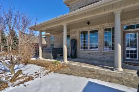 Property listing for 116 Gatepost Pl., Hamilton, ON
